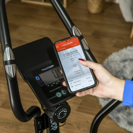 THUNDER LOOP Ellipsentrainer