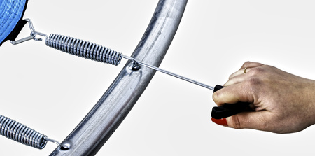 Spannhaken für Federn