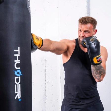 THUNDER PUNCH Kraftstation mit Boxsack