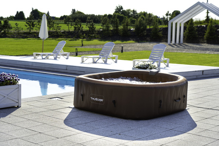 Aufblasbarer Outdoor-Whirlpool THUNDER BREVE